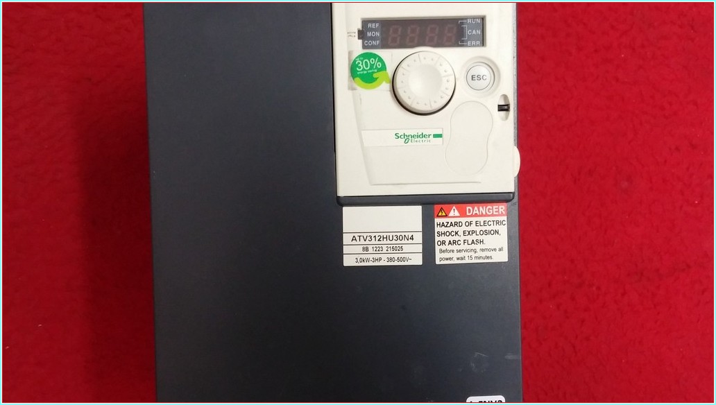 SCHNEİDER ATV312HU30N4 ATV312 3,0 KW SÜRÜCÜ