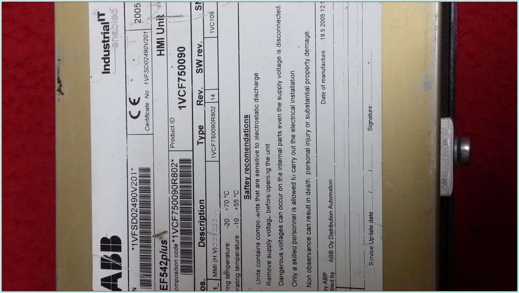 ABB REF542PLUS REF542 PLUS REF 1VCF750090R802 OTOMASYON MAKİNE TERMİNALİ
