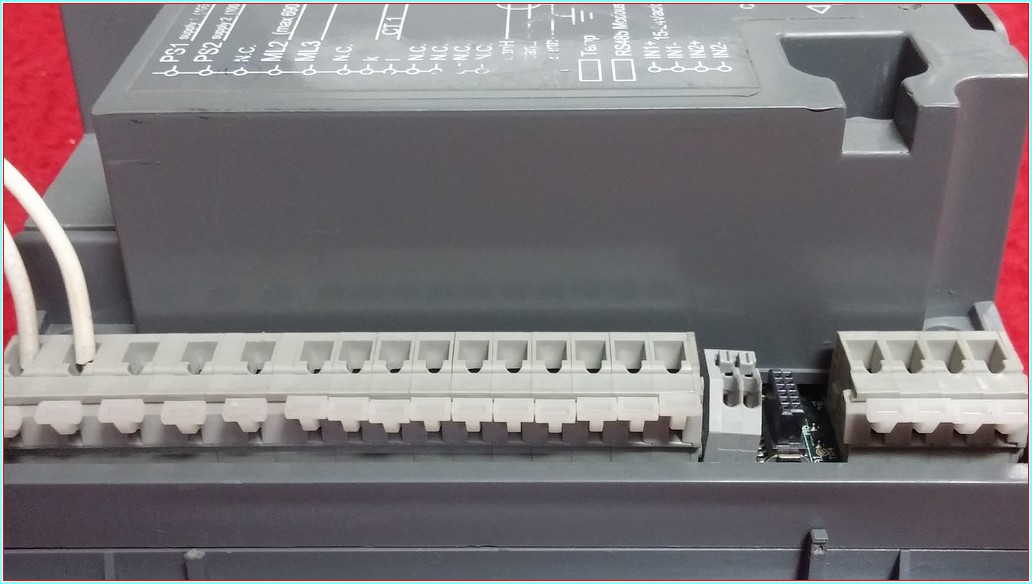 ABB RVT-12 2GCA291721A0050 DOKUNMATİK VE RENKLİ EKRAN GÜÇ FAKTÖRÜ DENETLEYİCİSİ