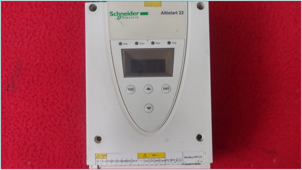 SCHNEİDER ALTİSTAR 22 ATS22D47Q ATS22 22KW 47A SIFIR KUTULU YUMUŞAK YOL VERME SOFTSTARTER