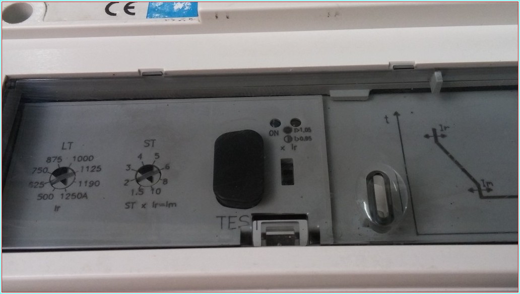 GE FKN36NE125SSF 1250A TMŞ 1250 A DEVRE KESİCİ ŞALTER