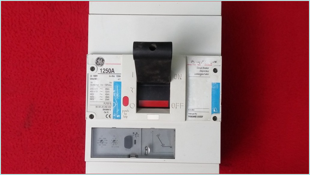 GE FKN36NE125SSF 1250A TMŞ 1250 A DEVRE KESİCİ ŞALTER