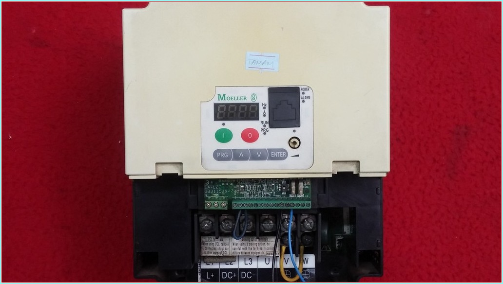 MOELLER DF51-340-7K5 7,5 KW SÜRÜCÜ 7,5KW INVERTER DRIVE