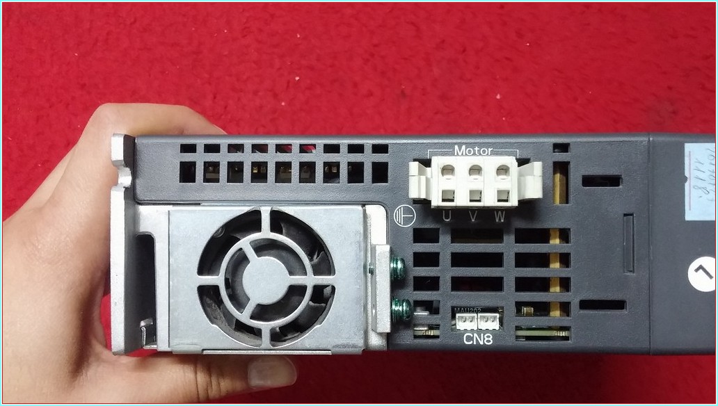 DELTA ASD-A2-1521-M 1,5KW SERVO SÜRÜCÜ INVERTER DRIVER