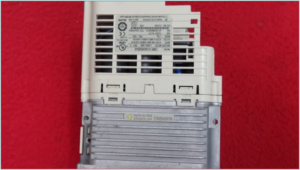 YASKAWA V1000 CIMR-VC4A0005BAA