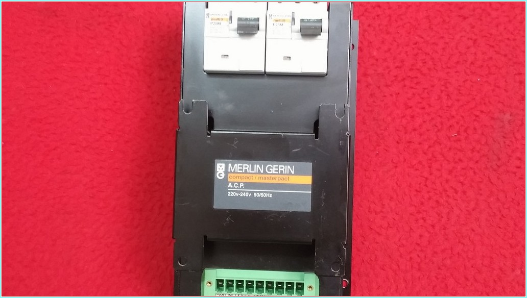 MERLİN GERİN COMPACT MASTERPACT NS INTERFACE PLATE ACP TRANSFER EKİPMANI