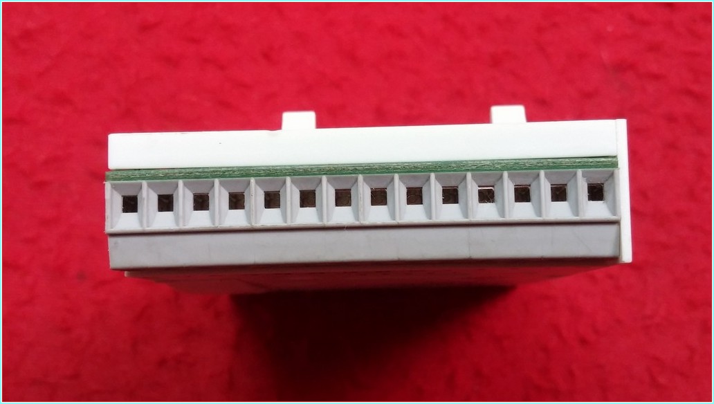 LENZE E82ZAFSC E82ZAFSC100 13140262 13140243 İŞLEV MODÜLÜ HABERLEŞME MODÜLÜ