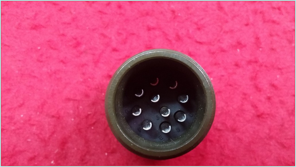 AMPHENOL MS3106A-18-1S-622 1129 SIFIR KUTULU KONNEKTÖR