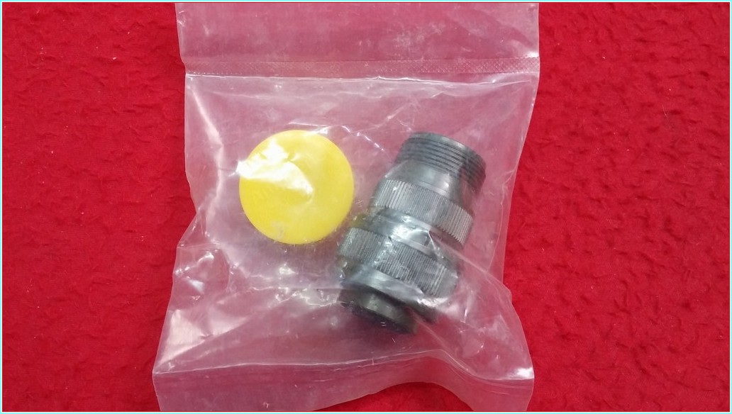 AMPHENOL MS3106A-18-1S-622 1129 SIFIR KUTULU KONNEKTÖR