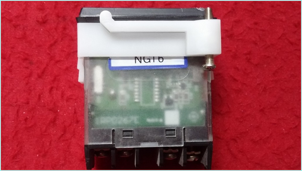 AUTONİCS LE8N KOMPAKT LCD ZAMANLAYICI