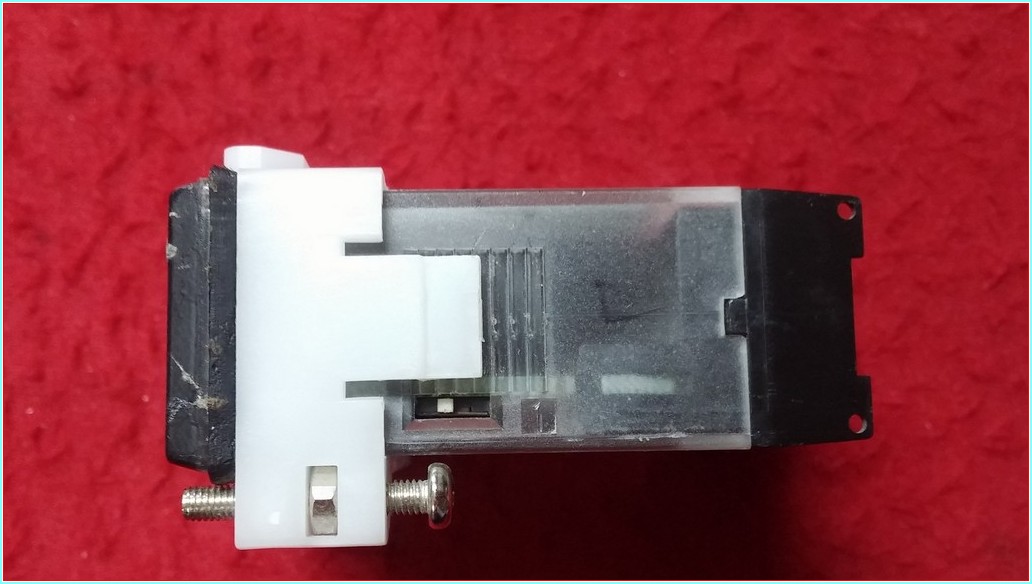 AUTONİCS LE8N KOMPAKT LCD ZAMANLAYICI
