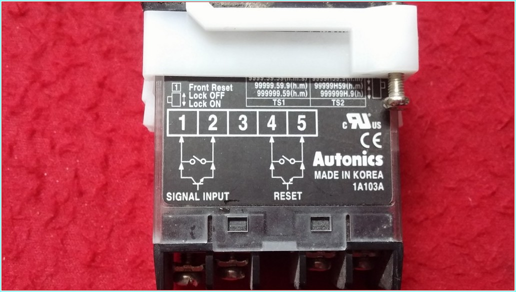 AUTONİCS LE8N KOMPAKT LCD ZAMANLAYICI