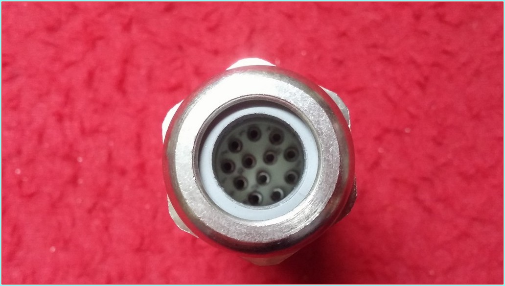 HUMMEL M23 12 PİMLİ DİŞİ KONNEKTÖR