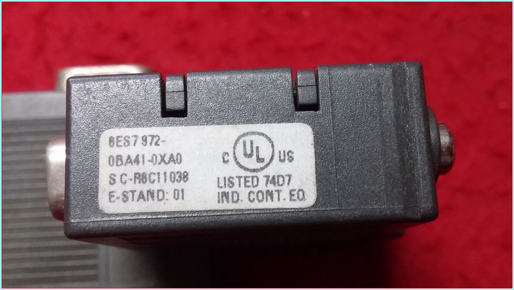 SIEMENS 6ES7 972-0BA41-0XA0 6ES7972-0BA41-0XA0 PROFIBUS S200 S300 KONNEKTÖR