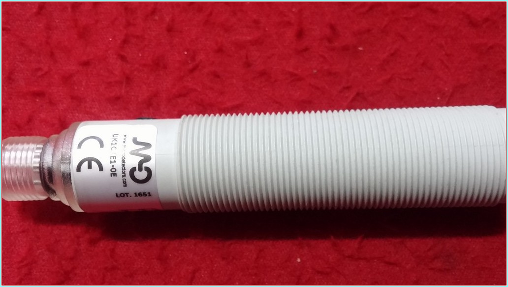 MICRO DETECTORS UK1C/E1-0E SIFIR ULTRASONİK YAKINLIK SENSÖRÜ