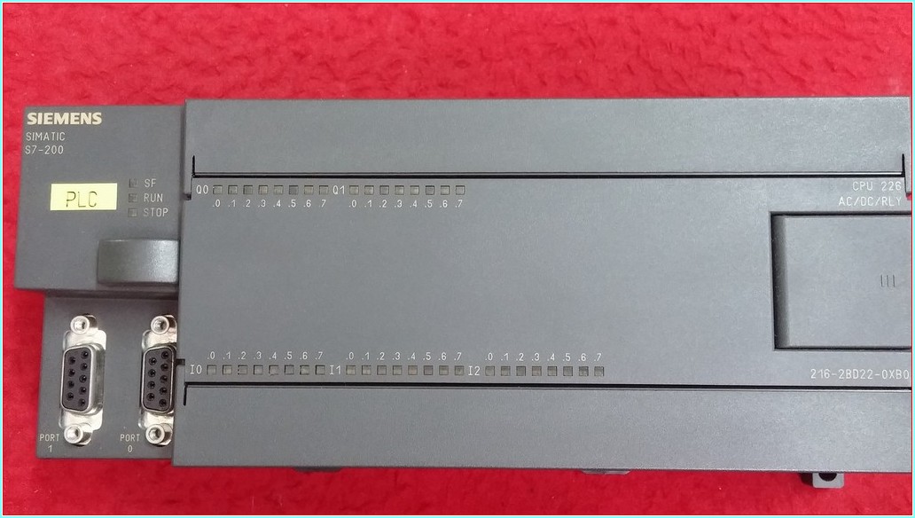 SIEMENS 6ES7 216-2BD22-0XB0 SIMATIC S7-200 PLC