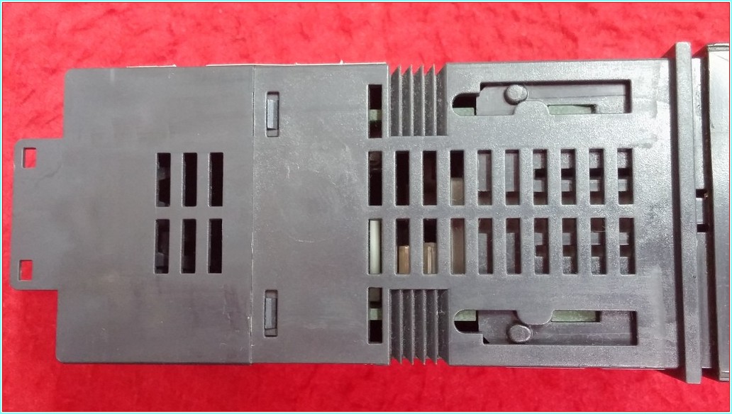 GEFRAN 400-DR-1-000 ISI KONTROL CİHAZI