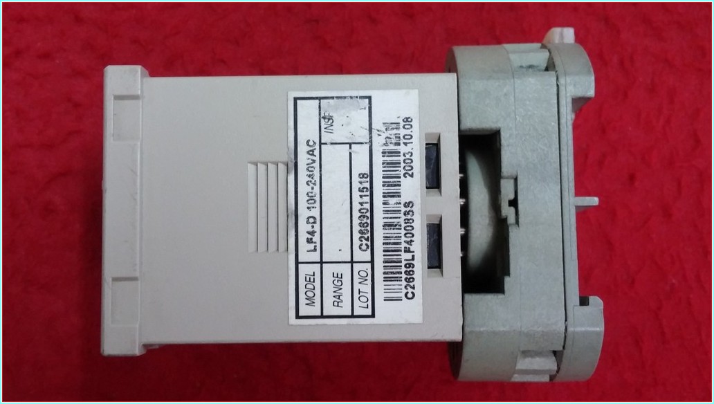 HANYOUNG LF4-D 100-240VAC DİJİTAL ZAMAN RÖLESİ
