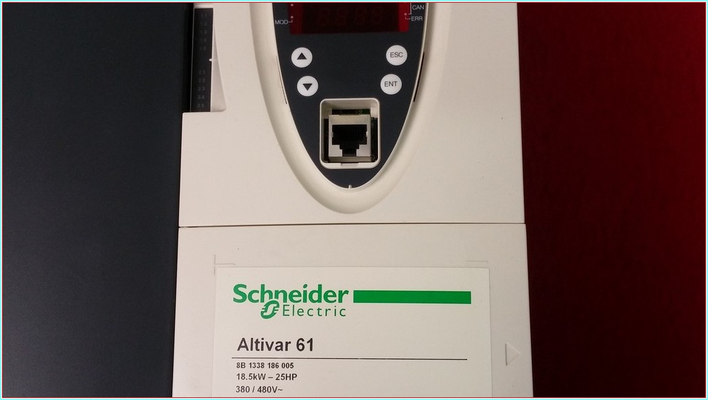 SCHNEİDER ATV61HD18N4 18,5 KW-25 HP SÜRÜCÜ ATV61 18,5 KW INVERTER DRIVE