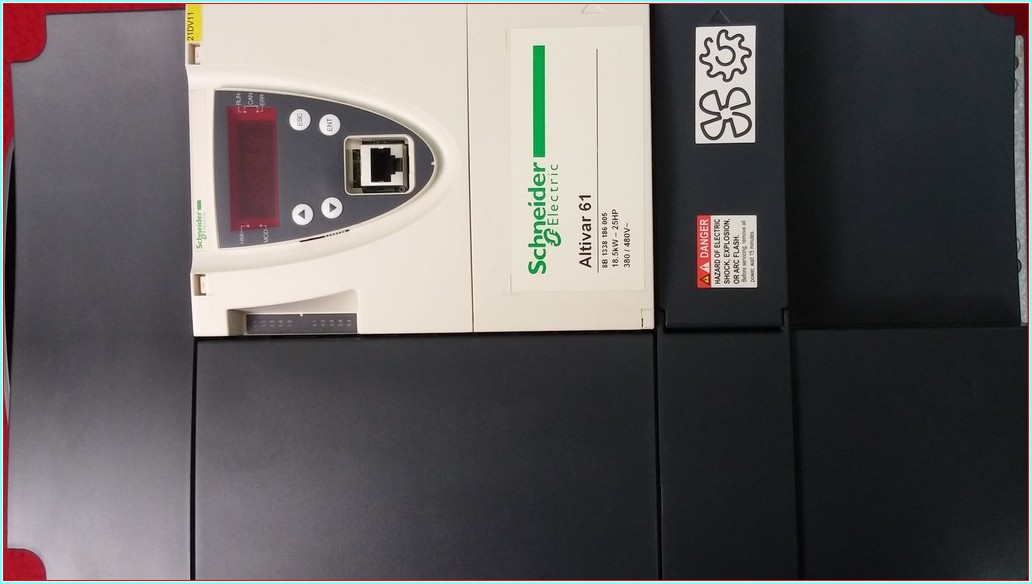 SCHNEİDER ATV61HD18N4 18,5 KW-25 HP SÜRÜCÜ ATV61 18,5 KW INVERTER DRIVE