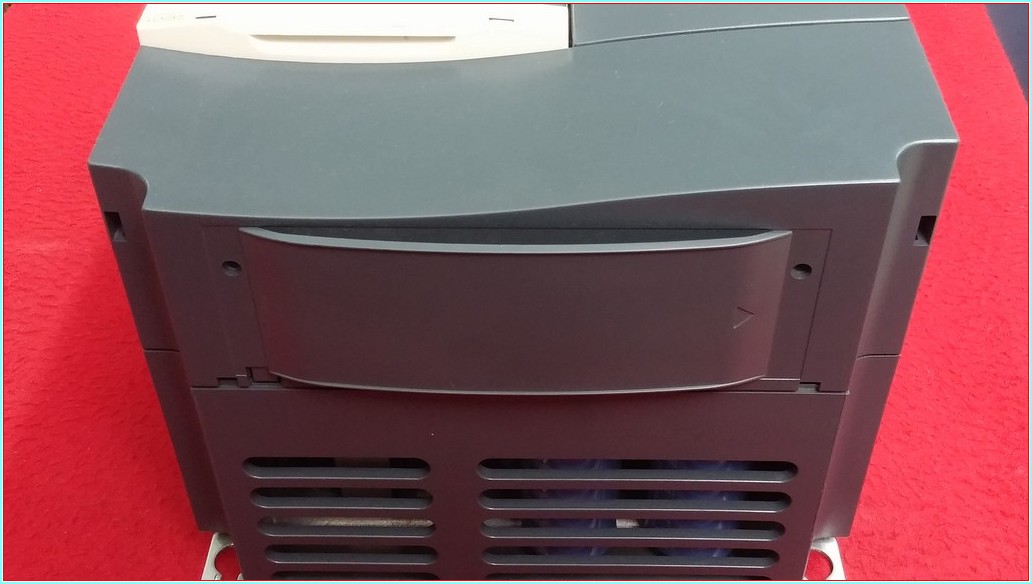 SCHNEİDER ATV61HD15N4 ATV61HD15N4Z 15 KW-20 HP SÜRÜCÜ 15KW INVERTER