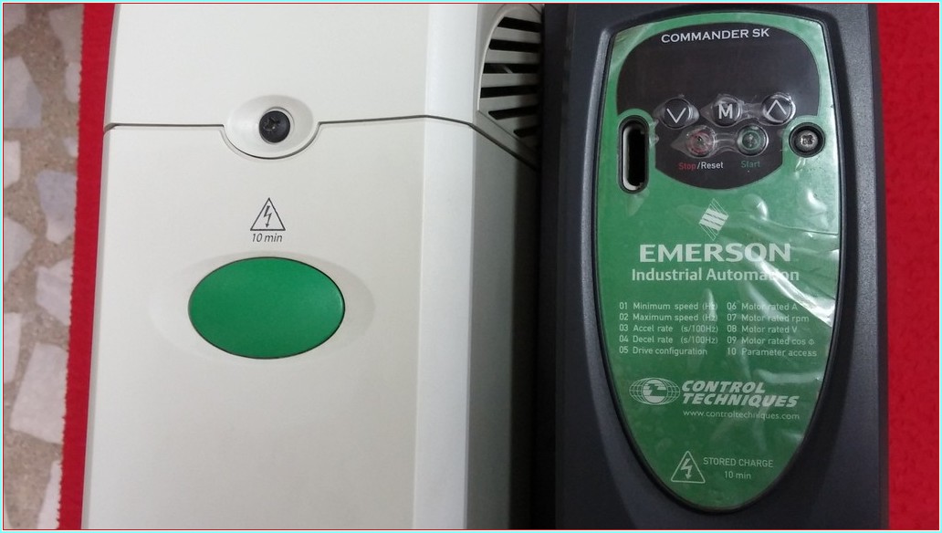 EMERSON SK3403 22-30 KW 1500 HZ SÜRÜCÜ