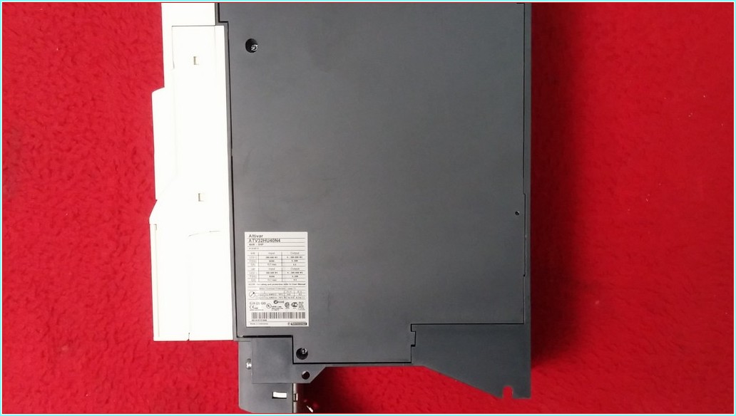 SCHNEİDER ATV32HU40N4 ATV32HU30N4 ATV32HU22N4 2.2 KW 3 KW 4 KW-5 HP SIFIR KUTULU SÜRÜCÜ KONTROL KARTI BULUNUR