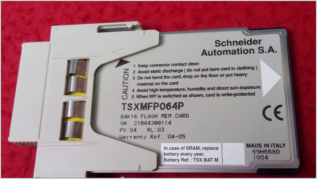 SCHNEİDER TSXMFP064P TSX37 HAFIZA KARTI PLC