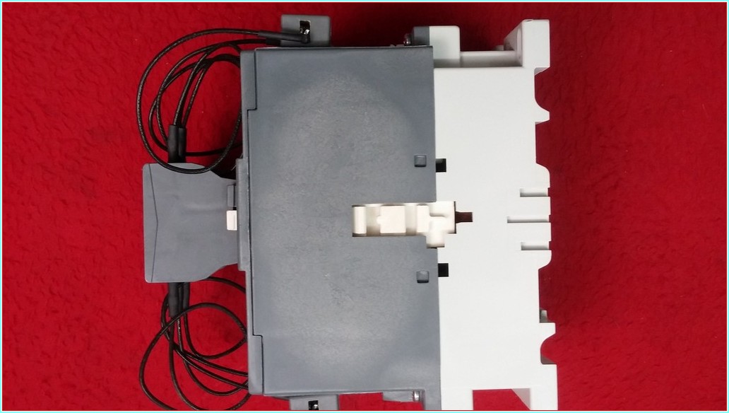 ABB 1SFL451024R8000 UA110-30-00RA UA110 UA110-30 UA110-30-00 RA