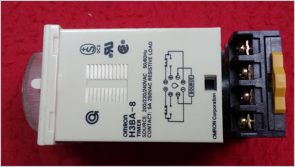 OMRON H3BA-8 ÇOK İŞLEVLİ ANALOG ZAMANLAYICI