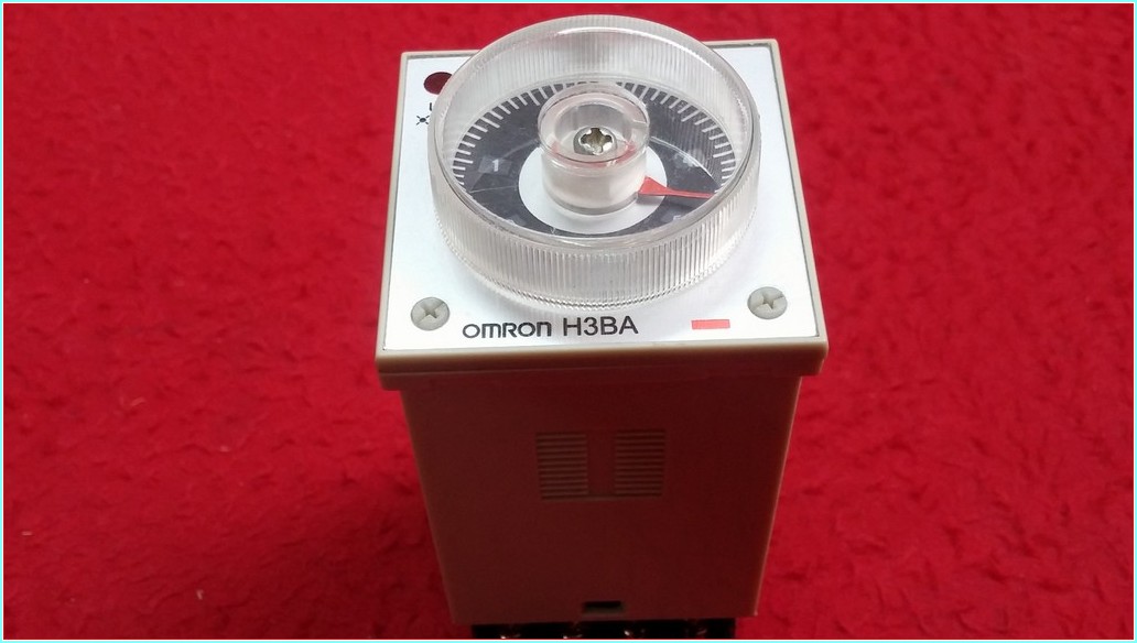 OMRON H3BA-8 ÇOK İŞLEVLİ ANALOG ZAMANLAYICI