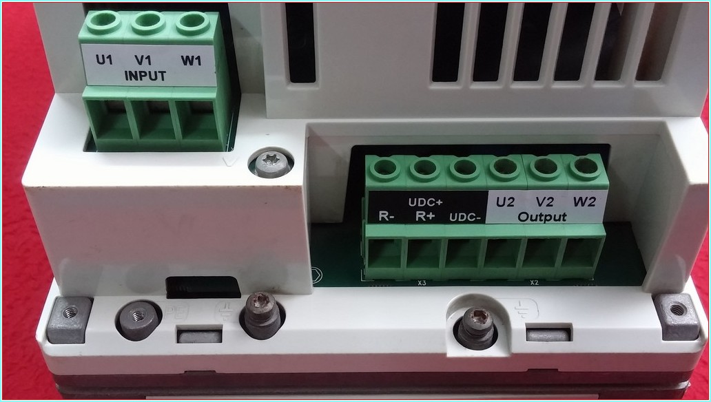 ACS800-04-0011-3+J400+P901 ACS800-04-0011-3 ABB