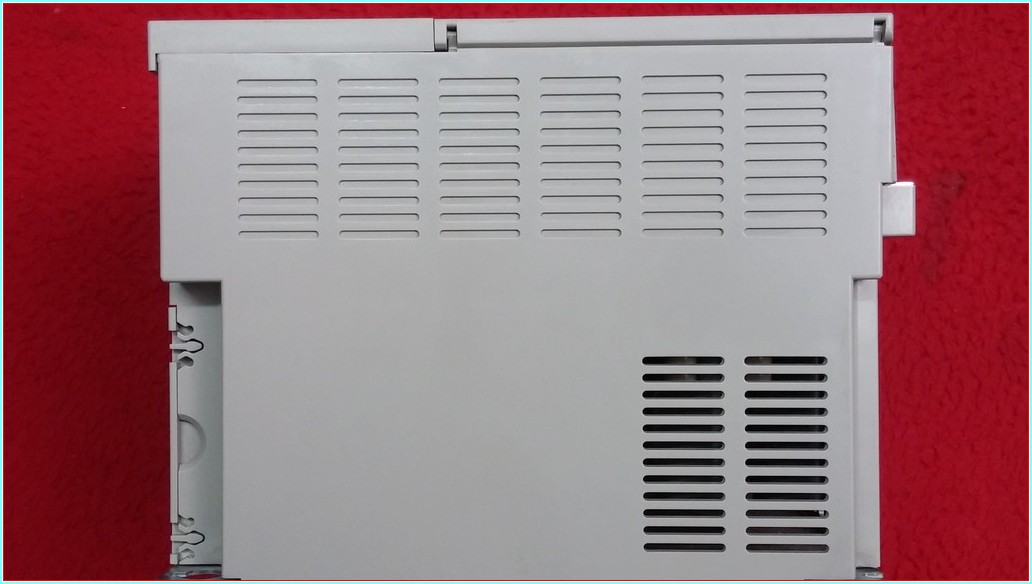 TELEMECANİQUE ATV21HU75N4 ATV21 7,5 KW HVAC SÜRÜCÜ