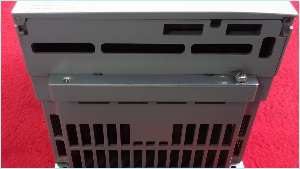 TELEMECANİQUE ATV21HU75N4 ATV21 7,5 KW HVAC SÜRÜCÜ