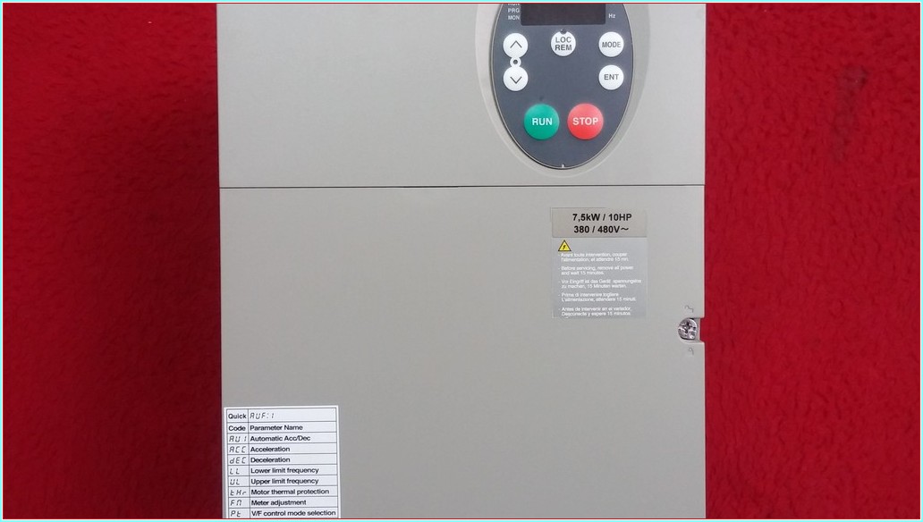 TELEMECANİQUE ATV21HU75N4 ATV21 7,5 KW HVAC SÜRÜCÜ
