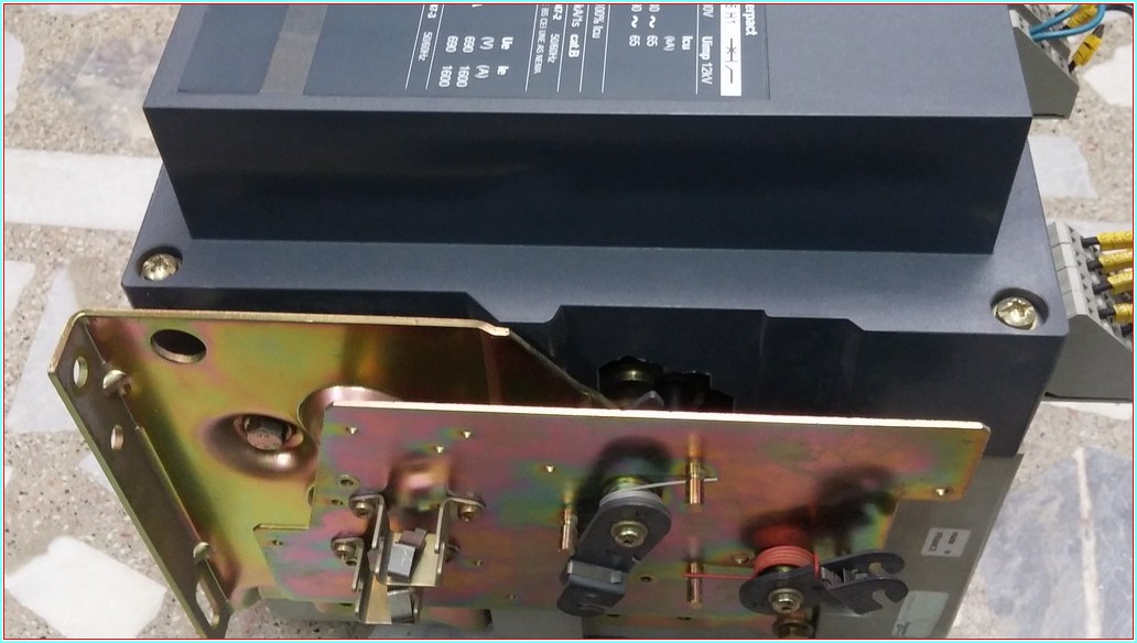 MERLİN GERİN NW16 H1 MASTERPACT MİCROLOGİC 2,0 A 1600A TMŞ