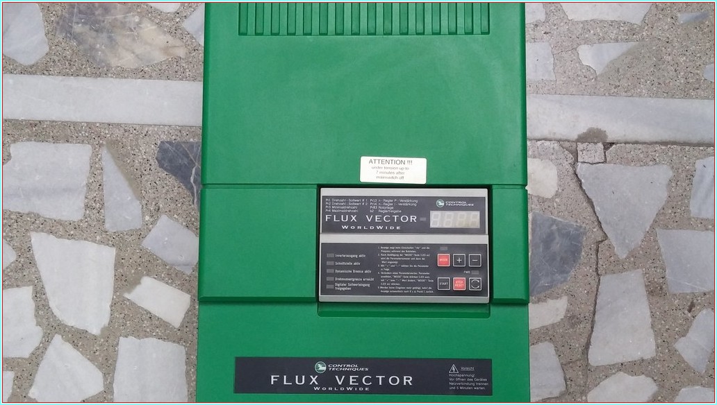 CONTROL TECHNIQUES V1850RL 18,5 KW SÜRÜCÜ