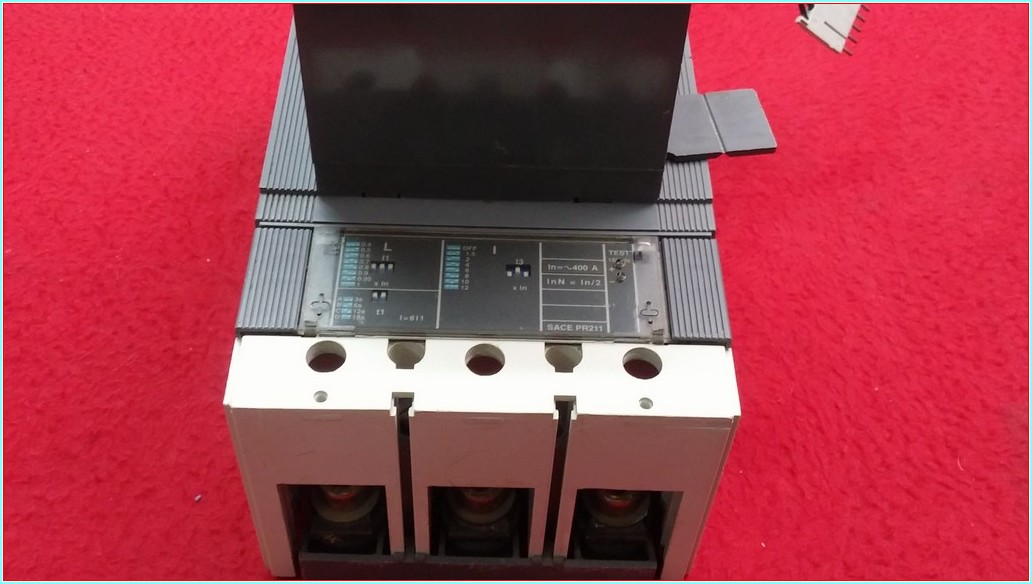 ABB SACE S5N 400A AA00451896 AA00431219  MOTORLU TMŞ