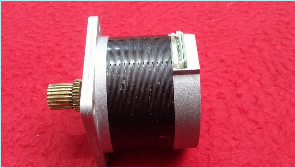 STEPPER 23LM-C355-P7V STEP MOTOR