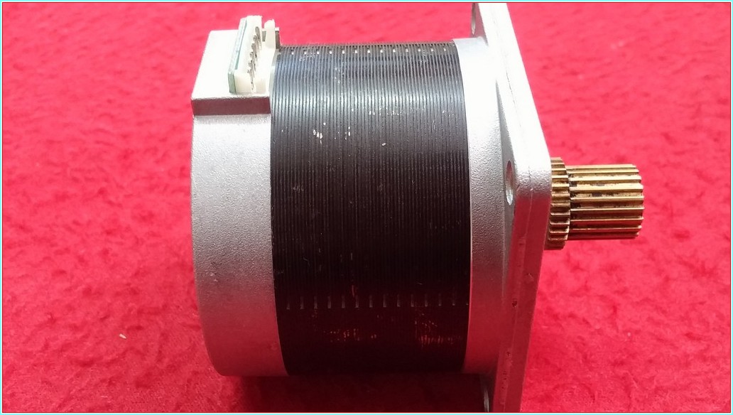 STEPPER 23LM-C355-P7V STEP MOTOR