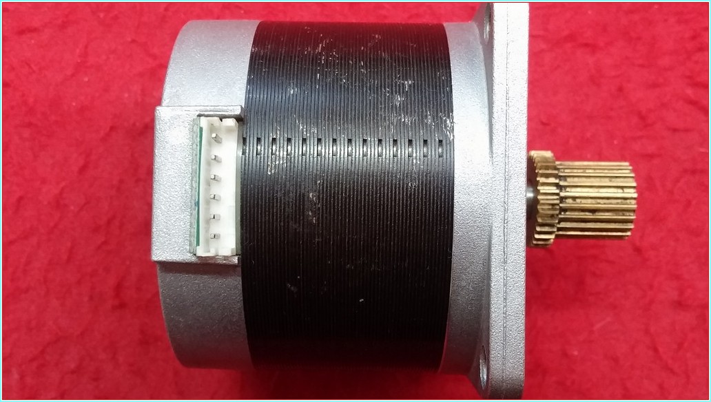 STEPPER 23LM-C355-P7V STEP MOTOR