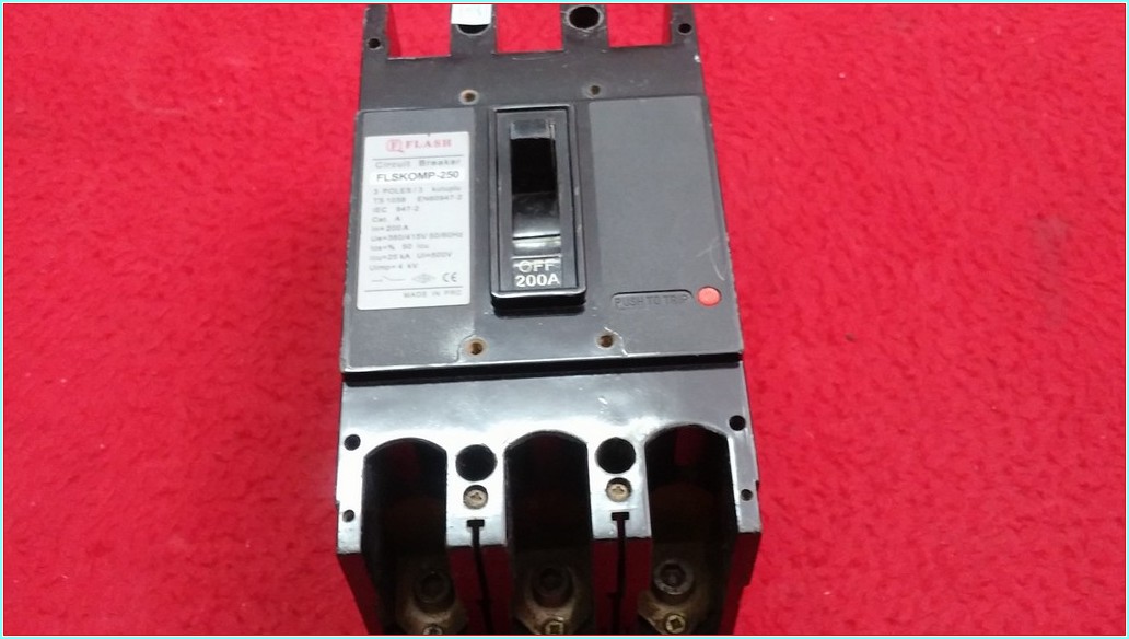 FLASH FLSKOMP-250 200A TMŞ 200 AMPER DEVRE KESİCİ ŞALTER