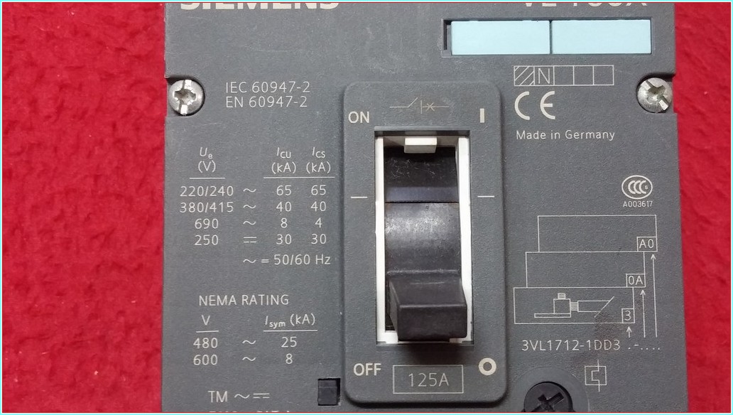 SIEMENS 3VL1712-1DD33-0AA0 VL 160X 125A 
