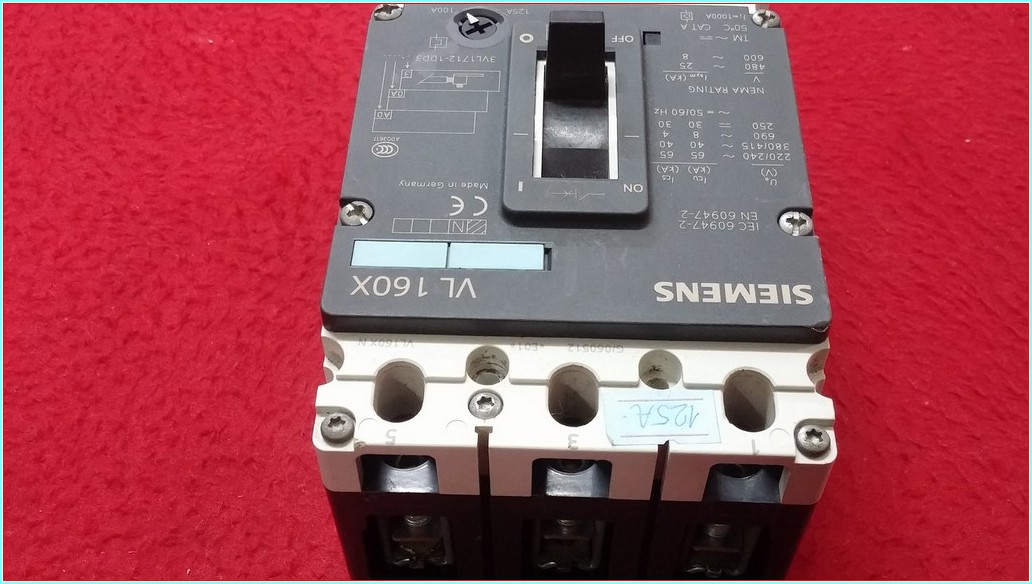 SIEMENS 3VL1712-1DD33-0AA0 VL 160X 125A 