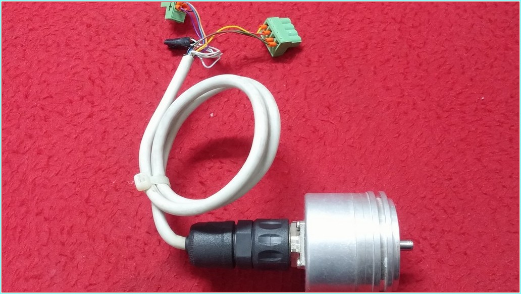 HEIDENHAIN ROD 426 3600 27S12-03 376 846-L6 5V-- ENCODER