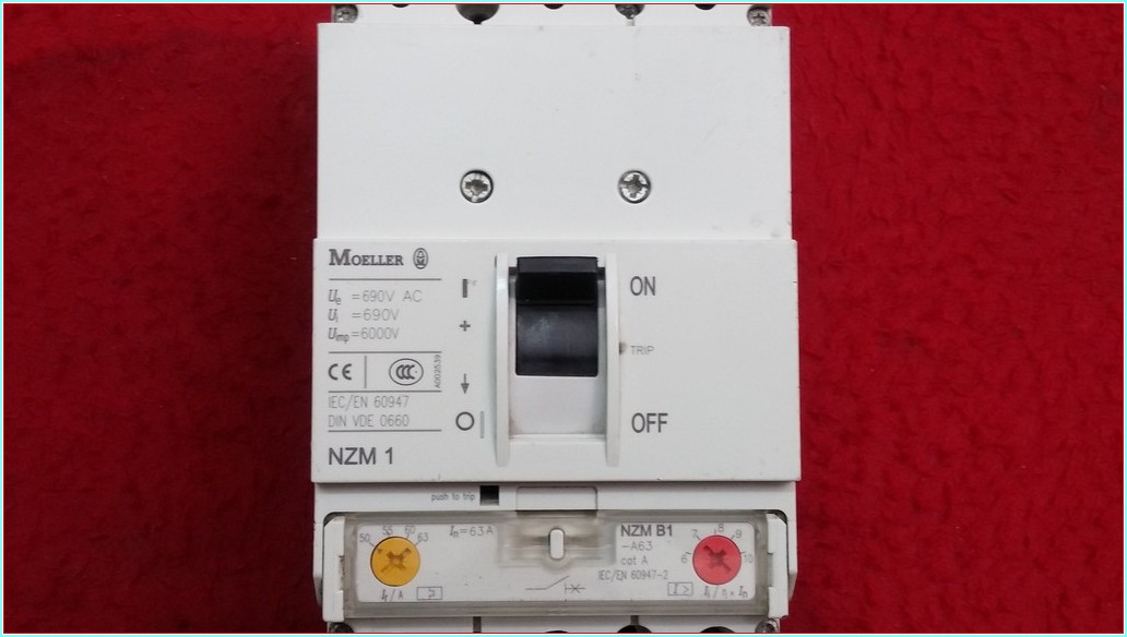 MOELLER NZM 1 63A TMŞ