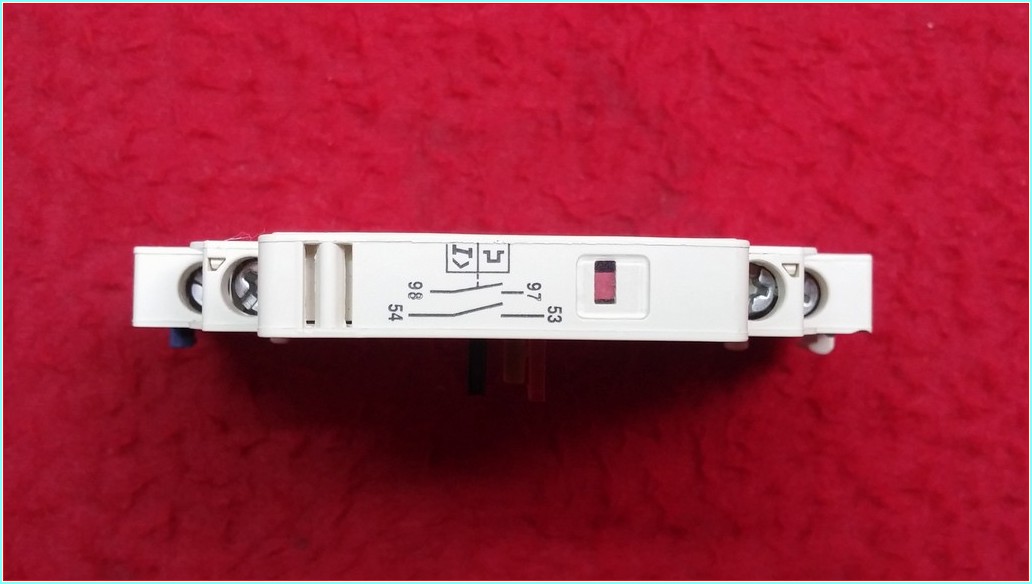 SCHNEİDER GVAD1010 GVAN10 6A MOTOR KORUMA YARDIMCI KONTAĞI