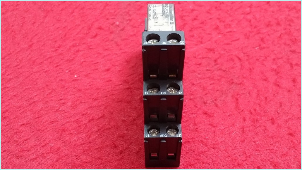 WEİDMÜLLER ROL 424730 230VAC 8A RÖLE