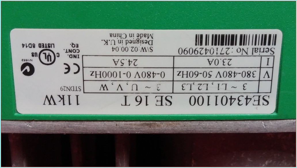 CONTROL TECHNIQUES SE33400550 SE 8 T COMMANDER SE 5,5 KW SÜRÜCÜ