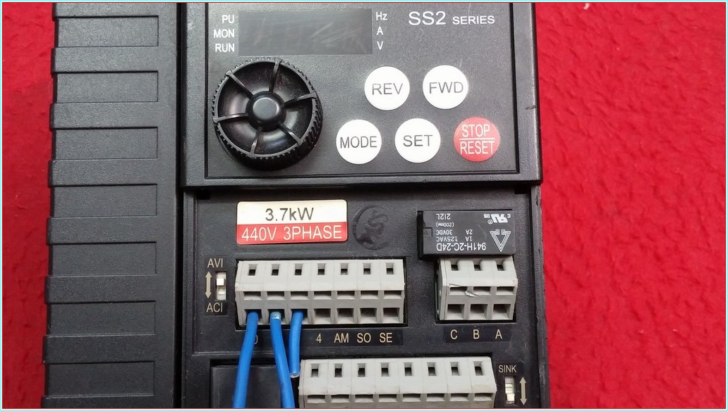 SHİHLİN SS2-043-3,7K 3,7 KW SÜRÜCÜ